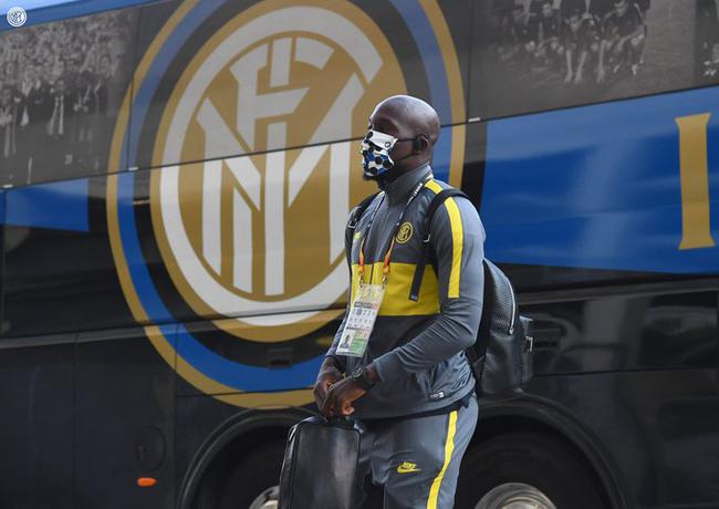 欧联赛程吃紧,勒沃库森国际比赛日战术微调,更衣室稳定,医务组通报恢复 -友博平台