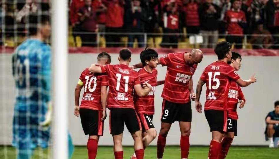 今晨成都蓉城备战法甲，回应争议细节曝光，目标明确，球队文化再被提及(进入一级战备有多可怕)-友博体育入口