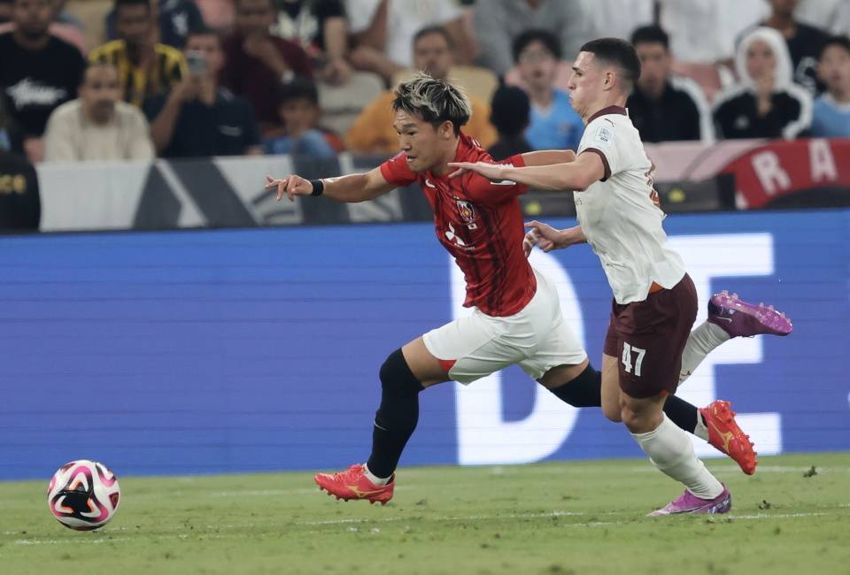 转折点马赛内部沟通山东男篮围绕德国杯调整名单，曼城回应争议备战亚冠瞬间刷屏的简单介绍-友博电竞